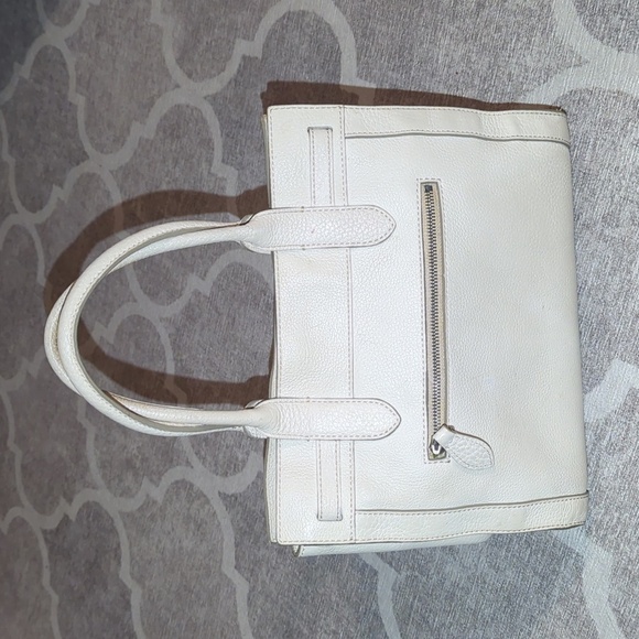 Vintage Y2K Dooney & Bourke Alto Tassel Tote in Bone Leather - Picture 4 of 7